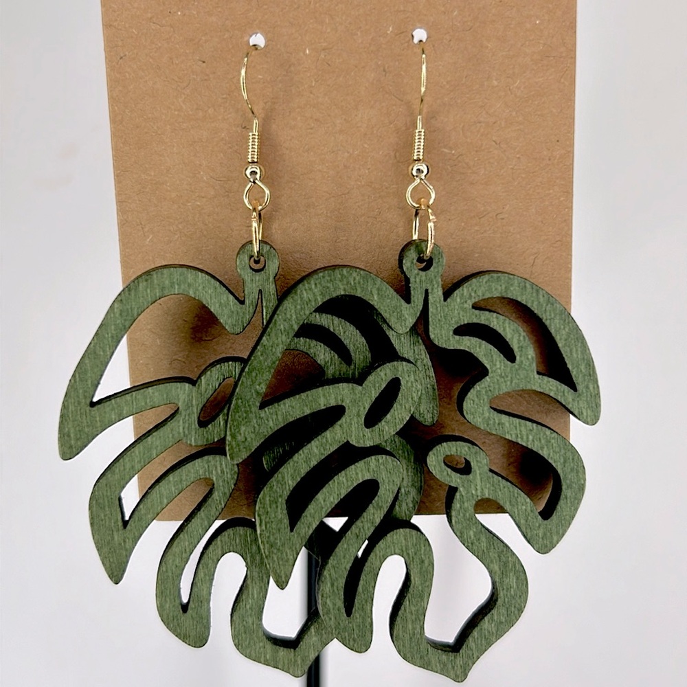 *LAST ONE* Hollow Leaf Wooden Design Dangle Earrings Bohemian Fashion Jewelry - Picture 4 of 4